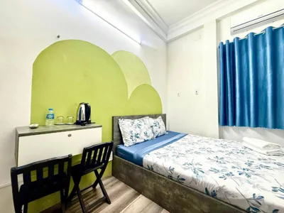Doppelzimmer mit Balkon — Lyly Hotel - Pham Ngu Lao
